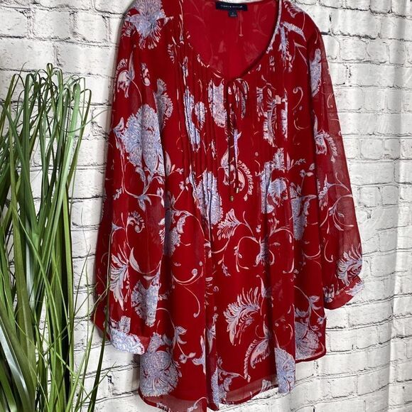 Tommy Hilfiger Pintuck Floral 3/4 Sleeve Chiffon Split Neck Blouse Red 1X - Picture 2 of 13